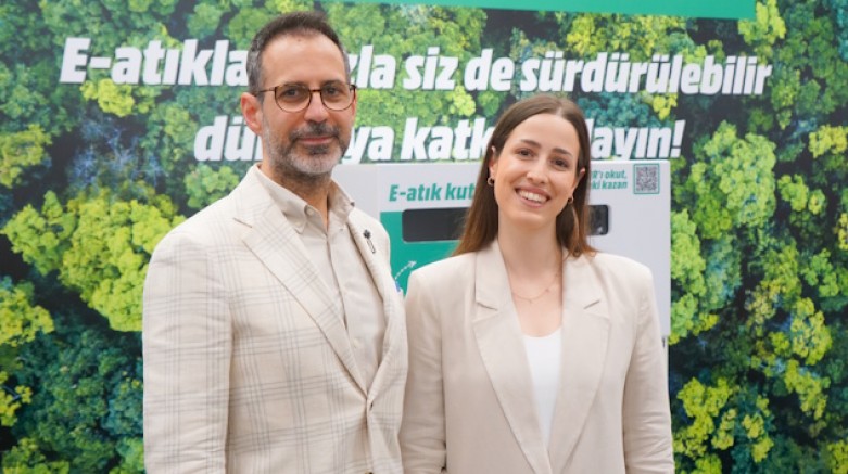 ARTIK ELEKTRONİĞİN DE FAZLASIYLA ATIĞI VAR VE.....