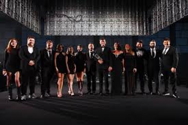 BU YIL XV. KEZ HEM GURURLANDILAR HEM GURRULANDIRDILAR