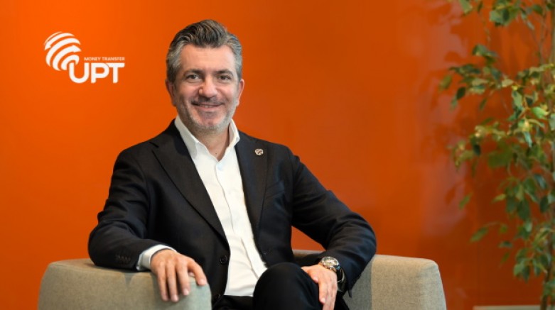 GÜÇLERİNİ BİRLEŞTİRDİLER