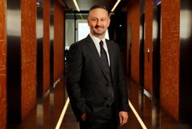 İKİ DHL EL ELE VERDİ VE...