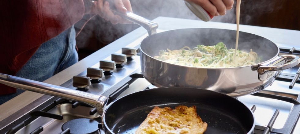 JOSEPH JOSEPH’TEN MUTFAKLARDA AKILLI TASARIM ve DAYANIKLILIĞI BİRLEŞTİREN YENİ SERİ: SPACE STEEL