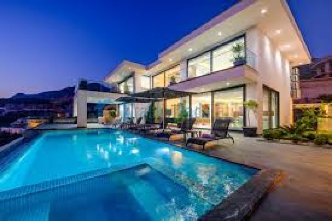 KONUT FİYATLARI UÇTU