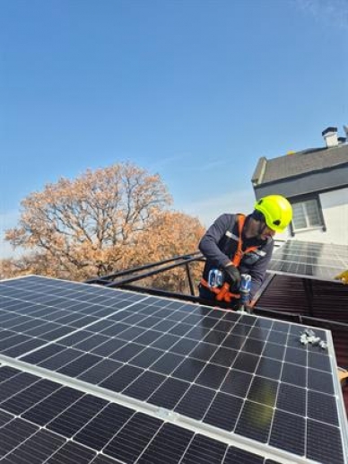2 BİN METREKARE VE ÜZERİ YAPILARDA ENERJİ DÖNÜŞÜMÜ HIZ KAZANDI