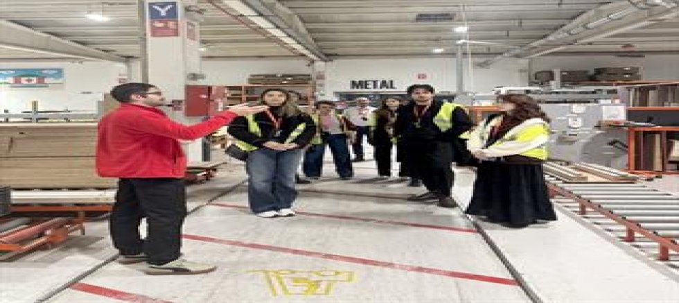 ÇİLEK GENÇ TASARIMCILARA YUVA OLDU