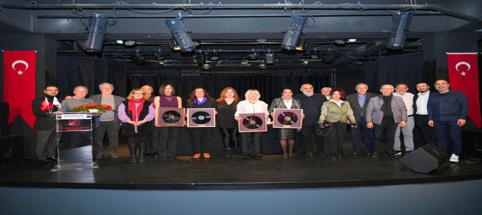 KADINLAR GÜNÜNDE KADINLARA ÖZEL