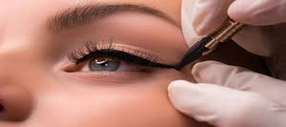 MAKYÖZ CANSU DURKUN UYARIYOR: GÜZELLEŞECEĞİM DERKEN