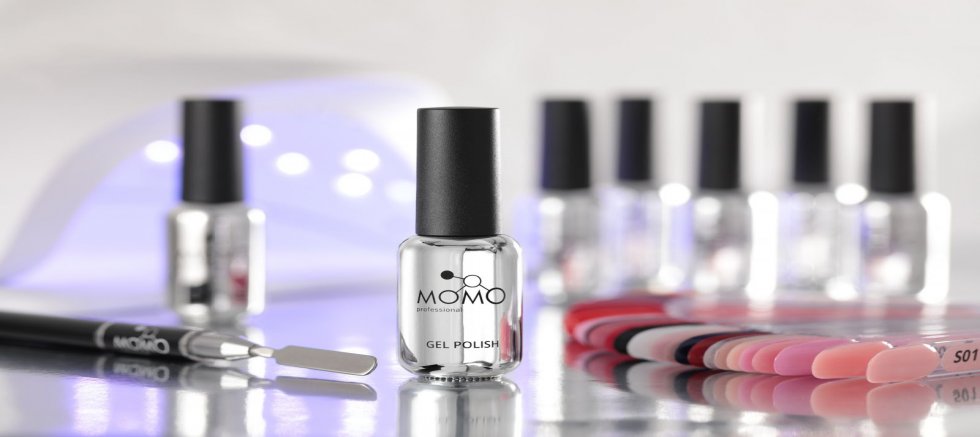 MANİKÜRDE KONFORLU DÖNEM