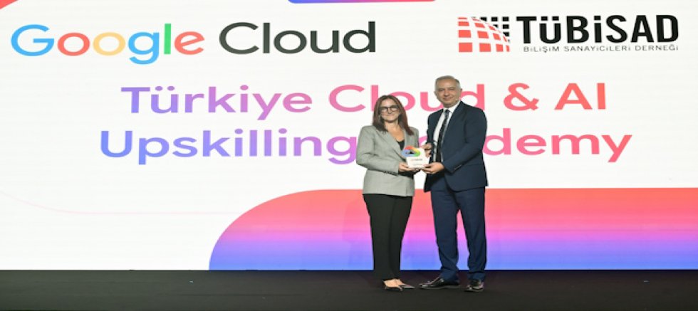 SEKTÖRÜN İLERİ GELENLERİNİN TAMAMINA YAKINI ORADAYDI