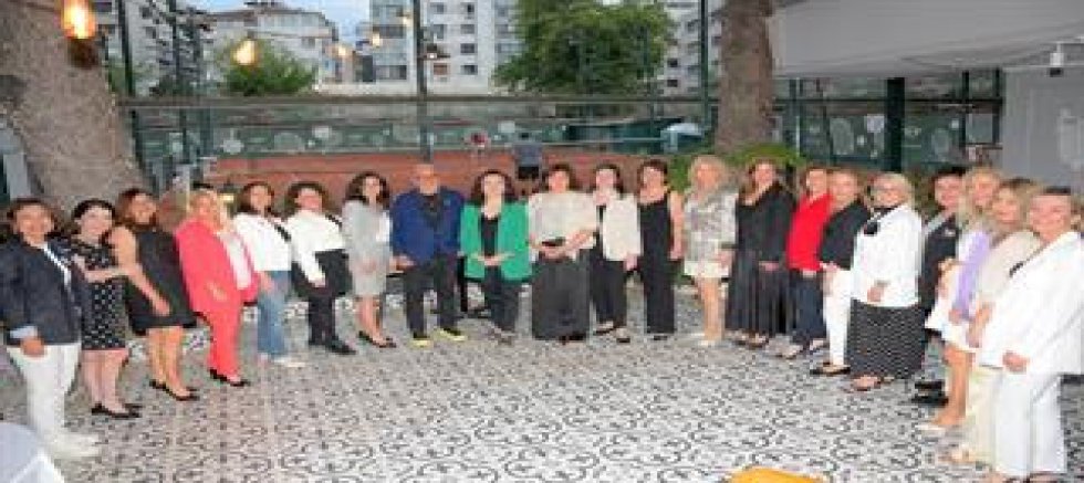 TARIM 'DOSTLAR ALIŞVERİŞTE GÖRSÜN' MANTIĞIYLA KONUŞULDU