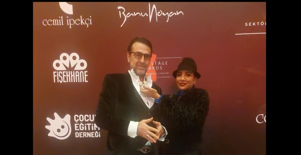 TASARIMCI TAŞ’TAN EMİRHANOĞLU’NA ÖZEL TASARLANMIŞ KOLYE FARKI!!!