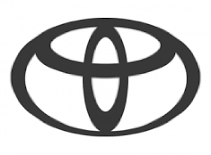 TOYOTA YİNE ZİRVEYİ ZORLUYOR