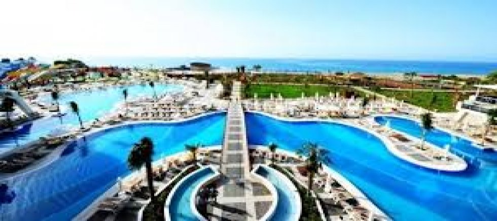 YUNANİSTAN ARTIK TURİZMDE ÜST SIRALARDA