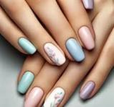 MAKYÖZ CANSU YAZDI: EK MANİKÜR YÜZLERCE RENK SEÇENEĞİ