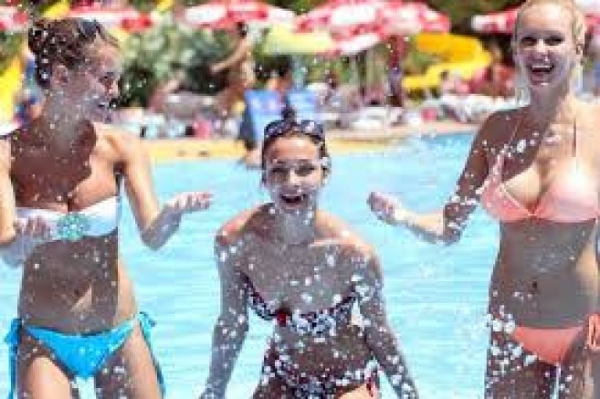 RUSLARIN AVANTAJI ARTTI