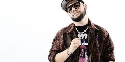 22 MUSIC ENTERTAINMENT YENİ KEŞFİ KUBAR KENDİ TÜRÜNÜN TEK TEMSİLCİSİ İLK PROJE 'VTMNTS CKT' YAYIMDA