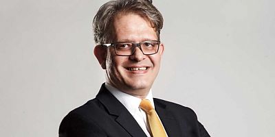 ARTIK TEK ÇATI ALTINDA