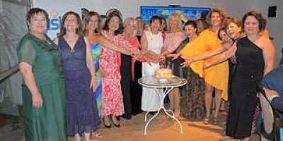 BU İKİNCİ YIL KADINLARIN GURUR VE ONUR ESERİ