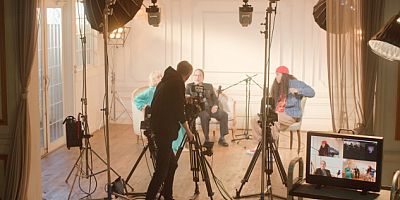 CANON KAMERALARDAKİ LİDERLİĞİNİ SÜRDÜRÜYOR