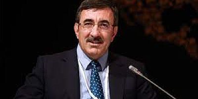 CEVDET YILMAZ ENFLASYON DÜŞMEYE BAŞLADIĞINI ÖNE SÜRDÜ
