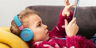 ÇOCUKLAR JBL İLE HEM EĞLENECEK HEM ÖĞRENECEK