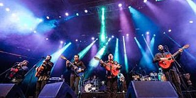 COŞKULU KUTLAMALARA SAHNE OLAN YAPI KREDİ 80. YIL FEELIN’ GOOD ETKİNLİKLERİ GIPSY KINGS BY ANDRE REYES İLE SÜRECEK