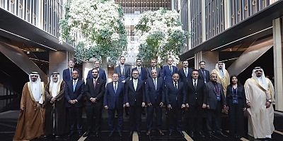 DÜNYANIN ‘MERKEZ’İ İSTANBUL’DA BULUŞTU