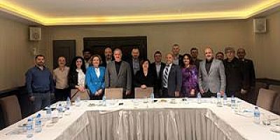  EGELİ DİŞ HEKİMLERİNDEN GÜÇBİRLİĞİ VURGUSU