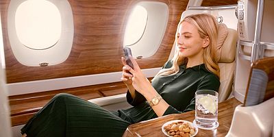 EMIRATES YÜKSEKLERDEN UÇURMAYI SÜRDÜRÜYOR