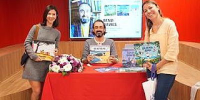 EN BÜYÜK İLHAMI ÇOCUKLARIN MUTLULUĞU