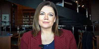 HAZAR VURAL JANE SESSİZ YIĞINLARIN ÇIĞLIĞI OLDU