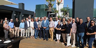  HER SEKTÖR YAPÂY ZEKÂYI KEŞFETMEYE BAŞLADI