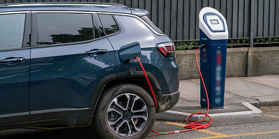 İKİNCİ EL ELEKTRİKLİ OTOMOBİL PİYASASINDA BATARYA ÖMRÜ SIKINTISI YAŞANABİLİR