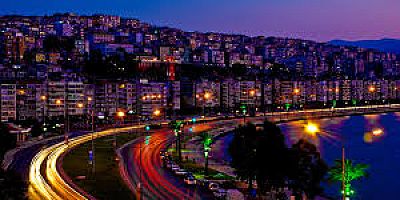 İZMİR İÇİN İKİ DEV TURUZM YATIRIMI GELİYOR