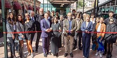 KOÇ MÜZESİNDEN 30. YILA ÖZEL SERGİ