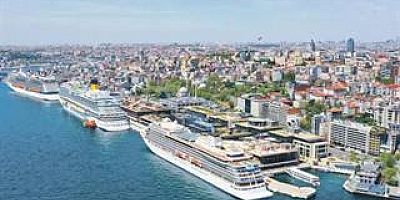 KRUVAZİYERDE 1,7 MİLYON YOLCU REKORU! ŞİMDİ SIRA LİMAN KAPASİTESİNDE