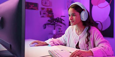 LOGITECH'İN OYUN KULAKLIĞI ALANINDAKİ LİDERLİĞİ SÜRÜYOR