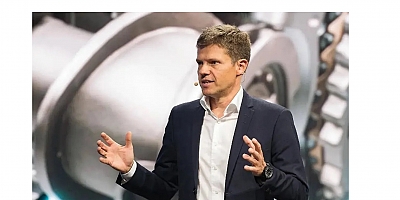 MERCEDES-AMG İMAJ TAZELEMEK İÇİN DEV BİR İSİMLE ANLAŞTI