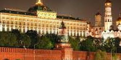 MOSKOVA'DA NOEL BAŞKADIR