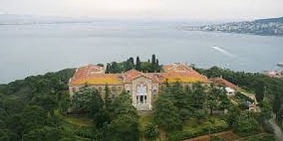  O OKUL İÇİNN İLGİNÇ TAHMİN