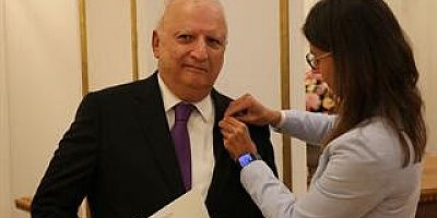 PROF. DR. NURİ ÖZGİRGİN'E İTALYA'DAN 