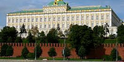 RUSLAR SAĞ  GÖSTERİRKEN SOLDAN GOL YEDİ