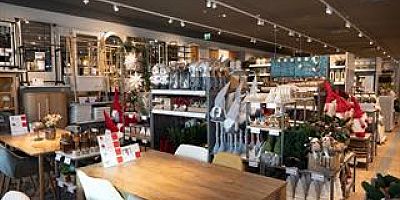 SEKİZİNCİ MAĞAZALARINI AÇTILAR