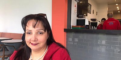 SİNEM ELGÜN EN ÇOK OKUNAN YAZARLAR ARASINA GİRDİ