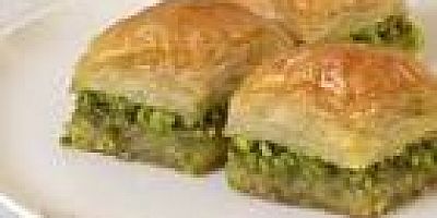  TATLILAR TEZGAHLARDA KALDI