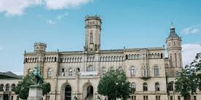 TÜRK ÖĞRENCİLERE BÜYÜK İMKANLAR DOĞABİLİR