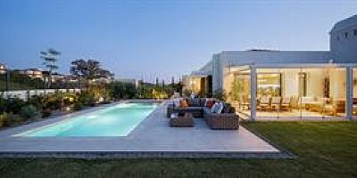 URLA BADEMLER YATIRIMCININ YENİ UFKU OLDU