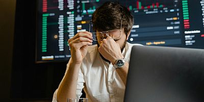 YATIRIMCI OLMADAN ÖNCE FOMO BİLİNCİ KAZANILMALI