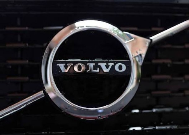 VOLVO'DA AĞIR YAPRAK DÖKÜMÜ!!!